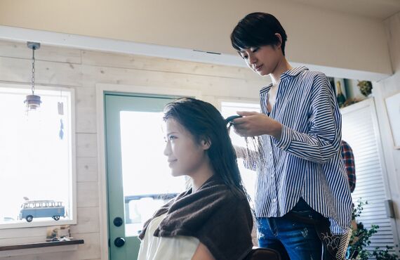 バランスの良いカットが人気のヘアサロンを運営 | 橋本エリアの美容室・SALON QUI BELLGIONE